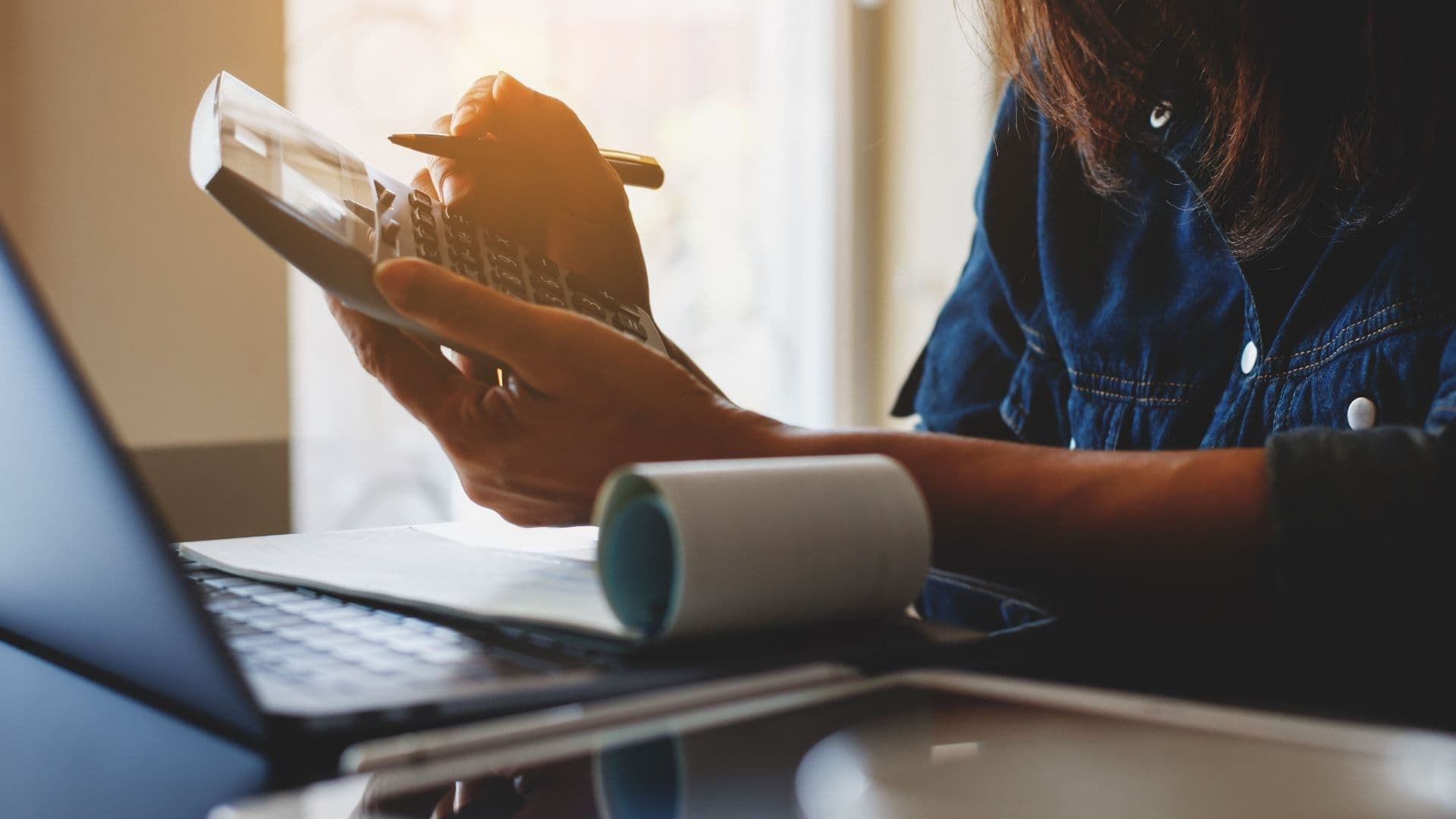 Which Payroll Provider Is Right for Your UAE Business? Top 5 Payroll Service Providers in the UAE